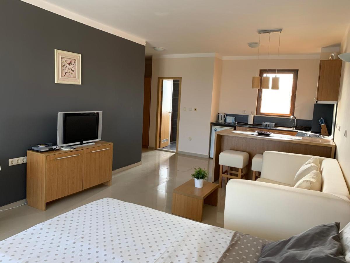 Bay Apartments Sozopol Exteriör bild